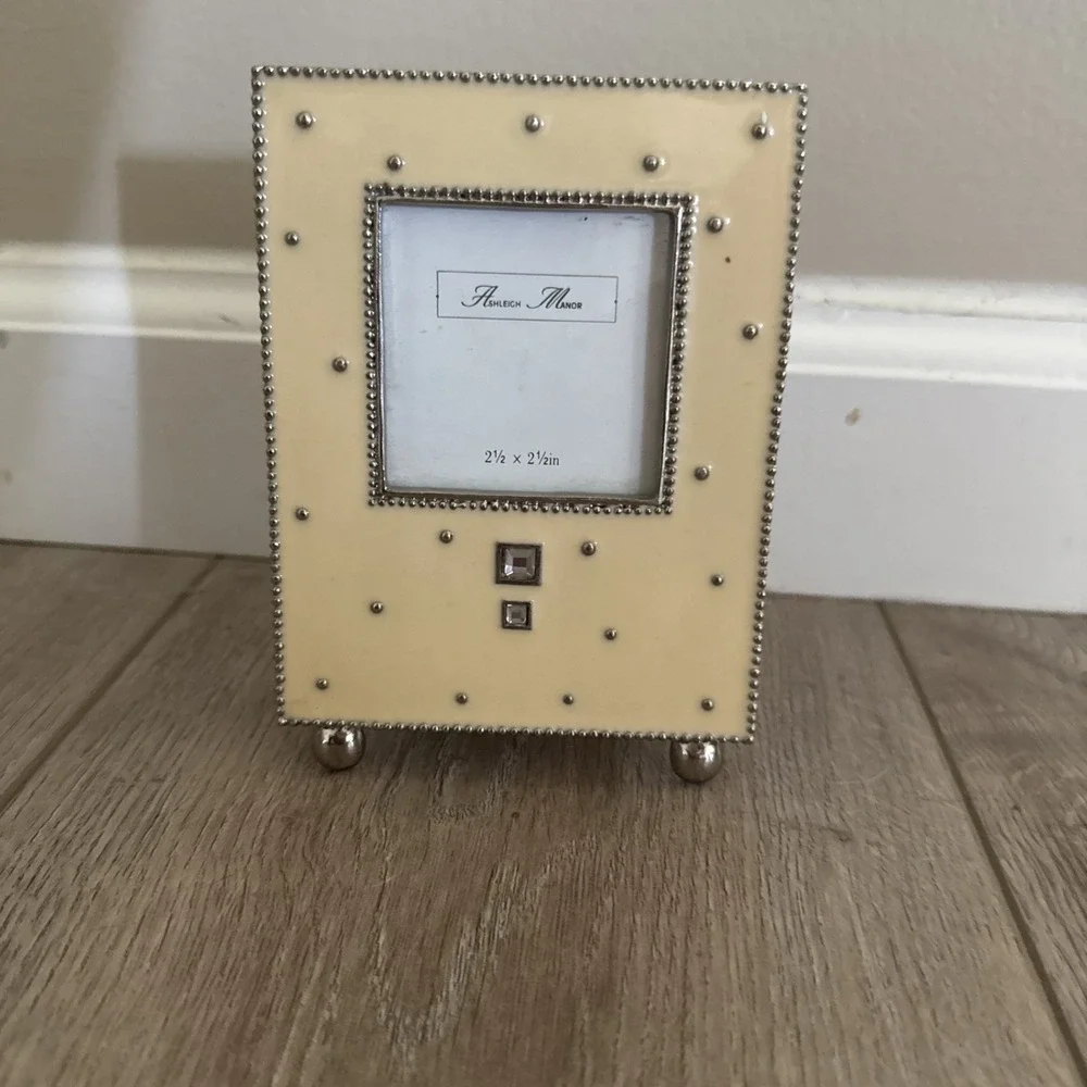 Ashleigh Manor 2.5